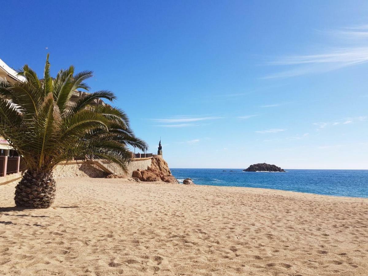 Ancora Frontbeach Luxury Apartment Tossa de Mar Luaran gambar